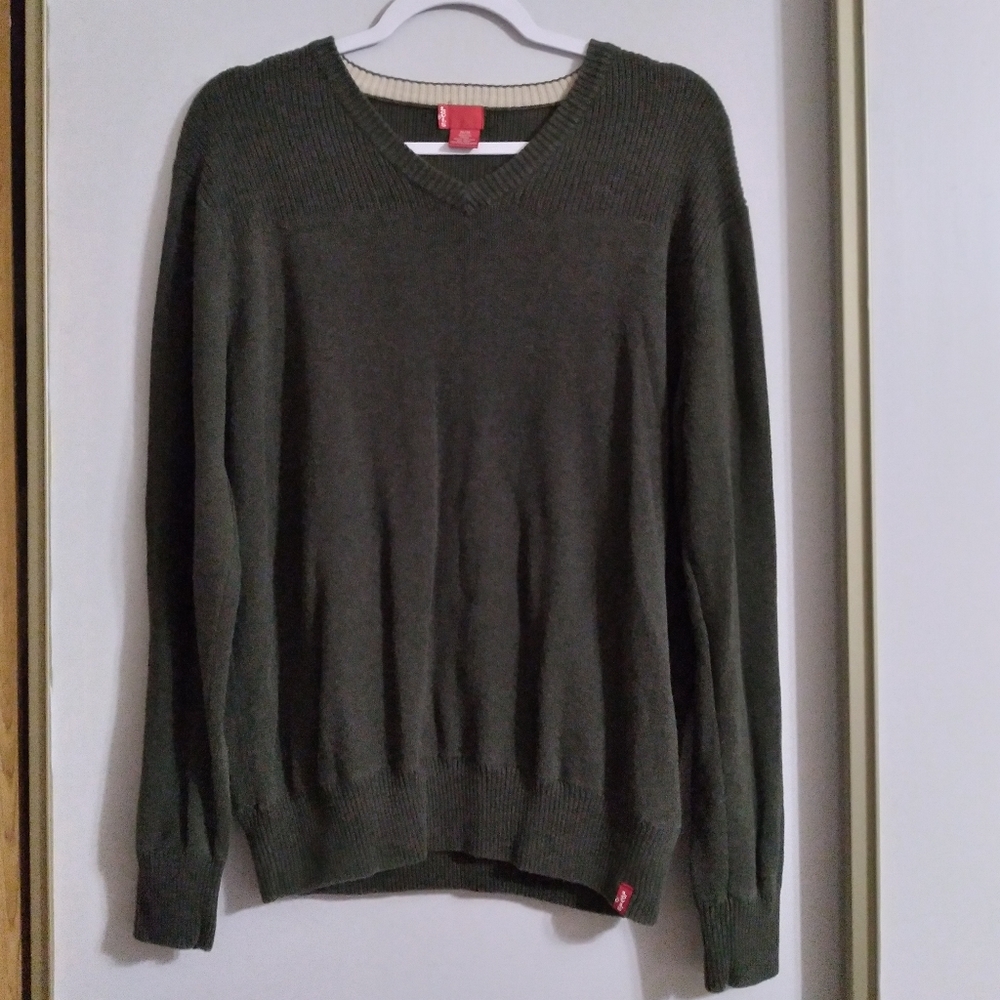 Levis Medium Ribbed Gray Knit Classic Outdoor Casual Sweater